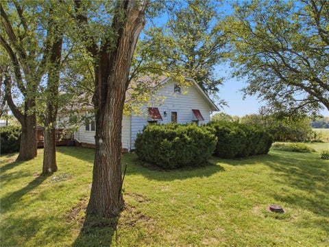 Photo of 1945 N 900th Road, Eudora, KS 66025 (MLS # 2642114)