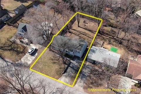 7400 Springfield Street Prairie Village KS 66208