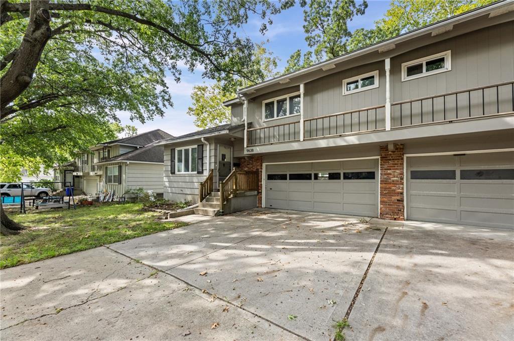9636 Outlook Drive