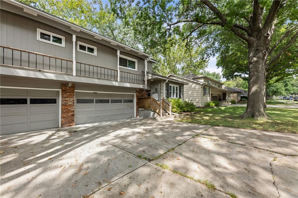 9636 Outlook Drive