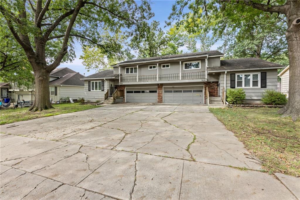 9636 Outlook Drive