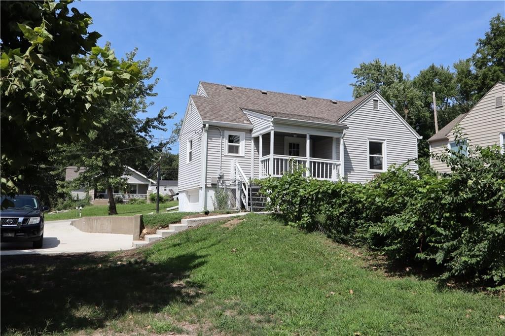 403 NE 41st Street