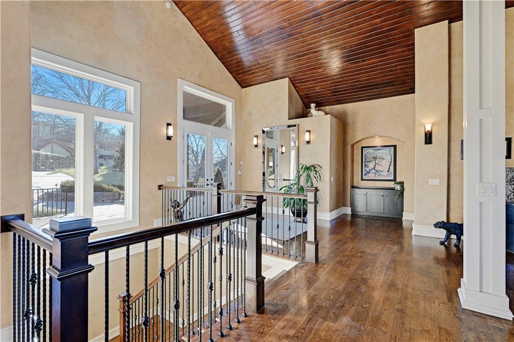 100 Hever Knoll Avenue