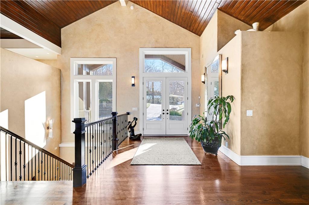 100 Hever Knoll Avenue