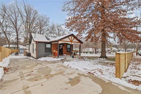 811 S Marion Avenue, Independence, MO 64052 - MLS#: 2591071
