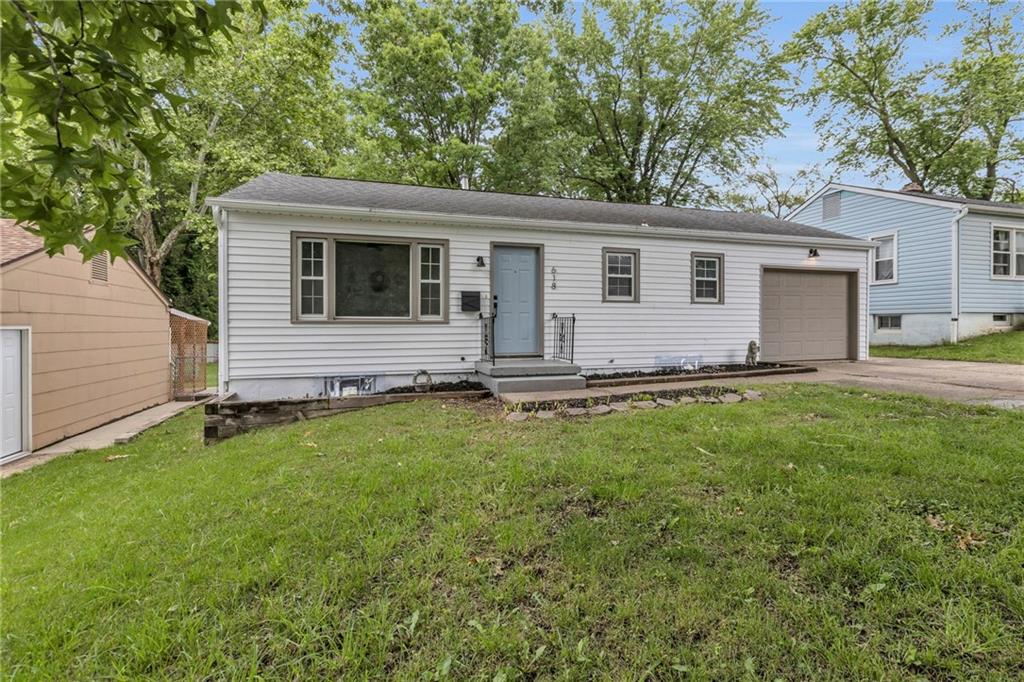 618 W Charles Court