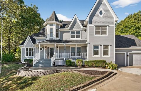 3804 Garland Avenue Leavenworth KS 66048