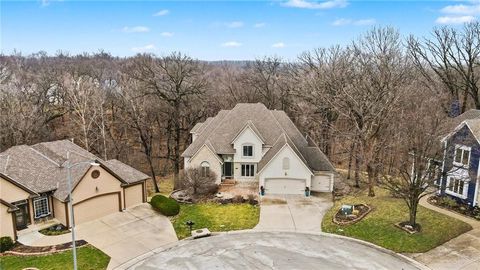5529 Sleepy Hollow Drive Parkville MO 64152