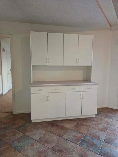 Tiny photo for 2428 Little Blue Court, Liberty, MO 64068 (MLS # 2604985)