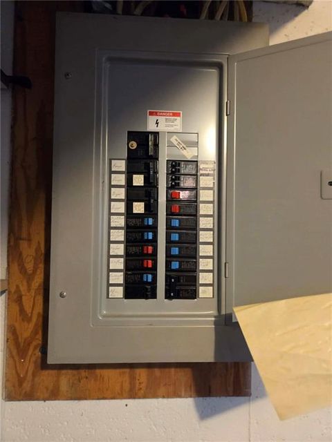 Tiny photo for 2428 Little Blue Court, Liberty, MO 64068 (MLS # 2604985)