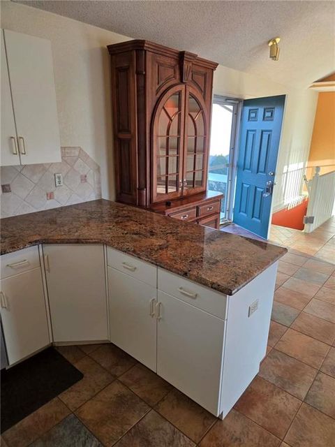 Tiny photo for 2428 Little Blue Court, Liberty, MO 64068 (MLS # 2604985)