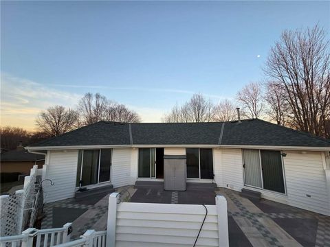 Tiny photo for 2428 Little Blue Court, Liberty, MO 64068 (MLS # 2604985)