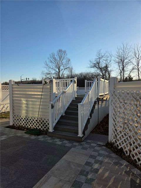 Tiny photo for 2428 Little Blue Court, Liberty, MO 64068 (MLS # 2604985)