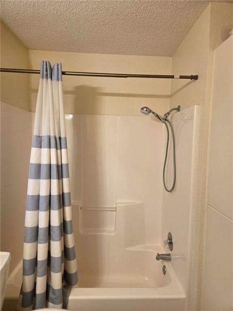 Tiny photo for 2428 Little Blue Court, Liberty, MO 64068 (MLS # 2604985)