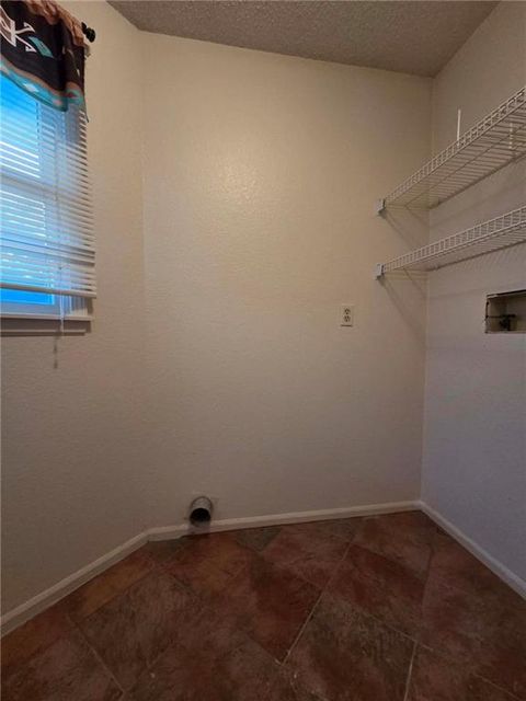 Tiny photo for 2428 Little Blue Court, Liberty, MO 64068 (MLS # 2604985)