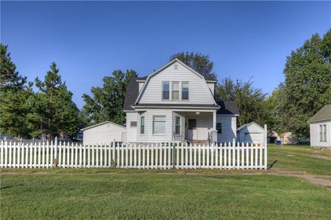 429 S Minnesota Avenue, Columbus, KS 66725 - MLS#: 2598071