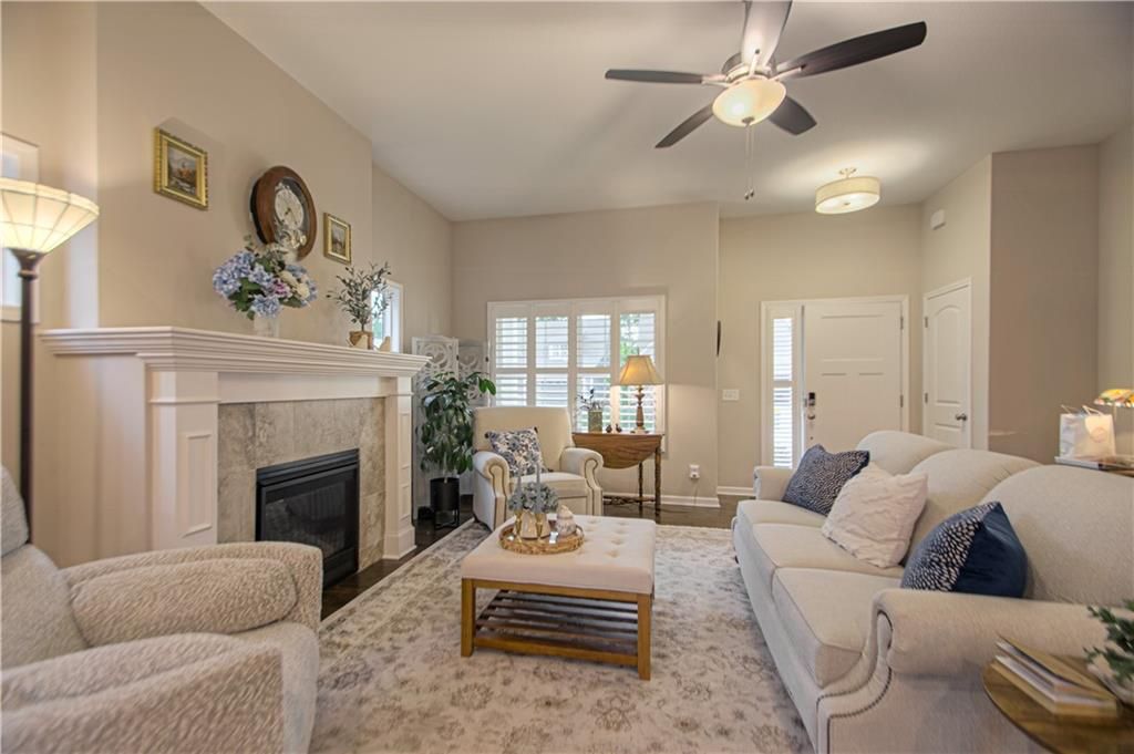 Photo of 1913 Cemco Drive, Liberty, MO 64068 (MLS # 2617355)