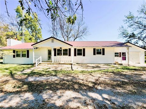 Photo of 623 E Cherry Street, Rich Hill, MO 64779 (MLS # 2579591)