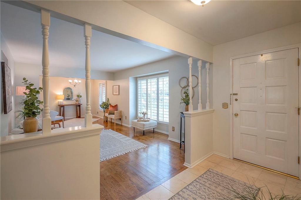 4 W Bridlespur Terrace