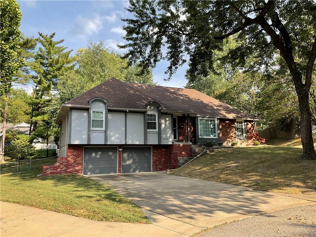 4 W Bridlespur Terrace