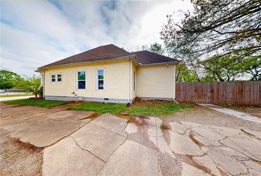 419 W Cherry Street