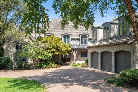 2513 W 102nd Street Leawood KS 66206
