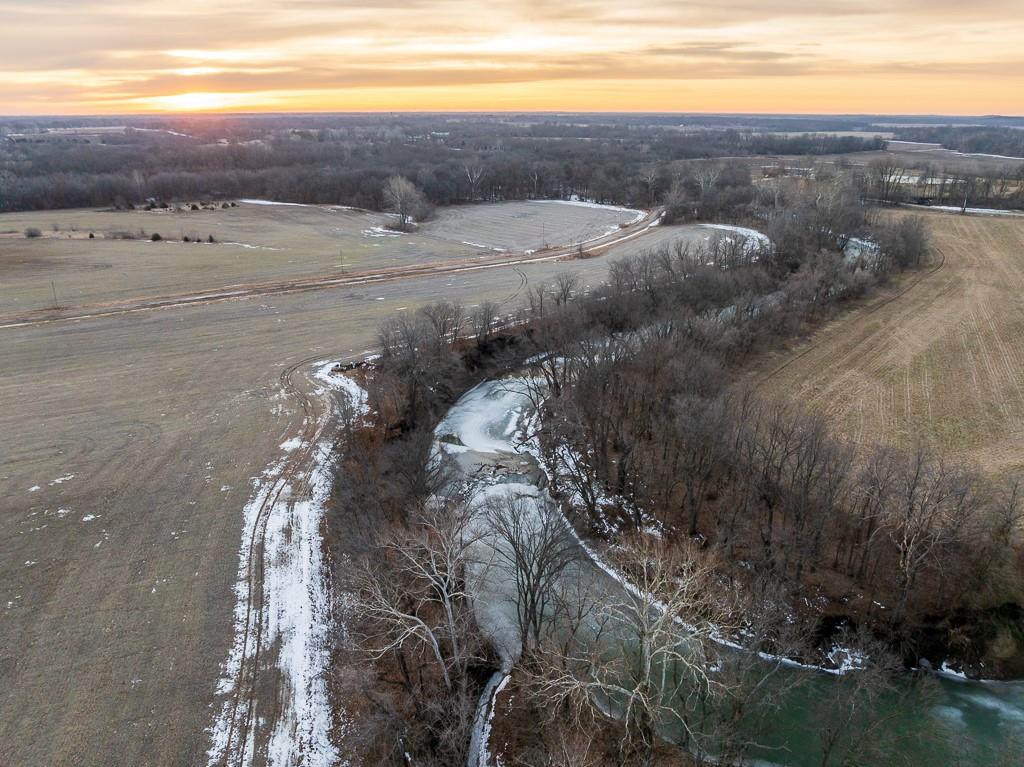 000 S Grand River Road