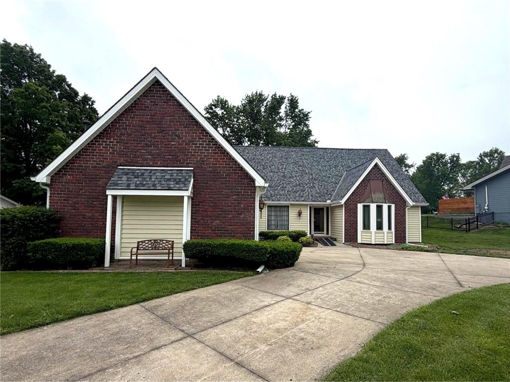 9711 Betsy Ross Lane