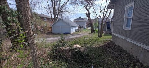 Tiny photo for 306 E Franklin Street, Liberty, MO 64068 (MLS # 2610248)
