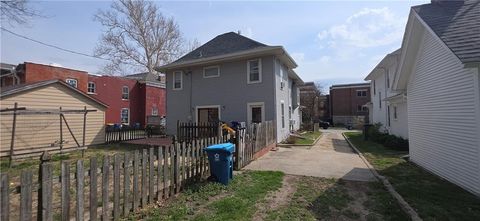 Tiny photo for 306 E Franklin Street, Liberty, MO 64068 (MLS # 2610248)