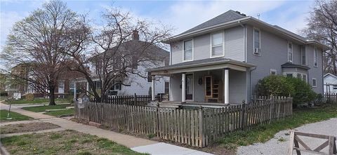 Tiny photo for 306 E Franklin Street, Liberty, MO 64068 (MLS # 2610248)