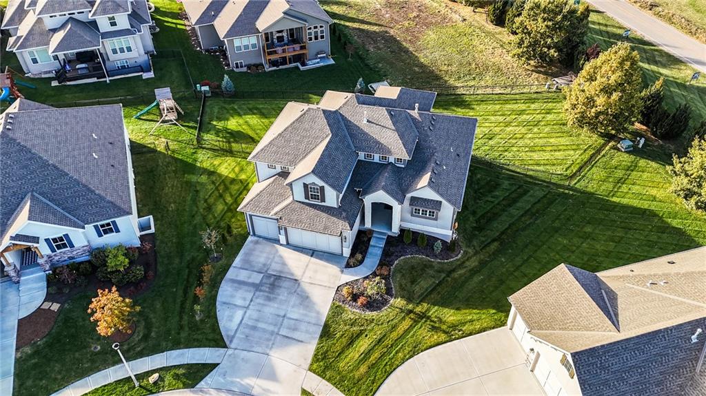 18304 Monrovia Street