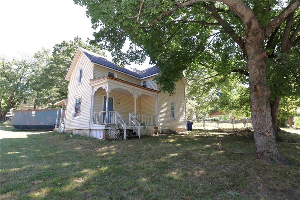 802 Locust Street