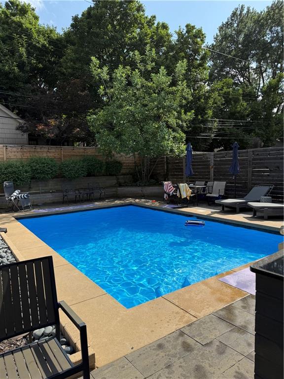 31 W Winthrope Road