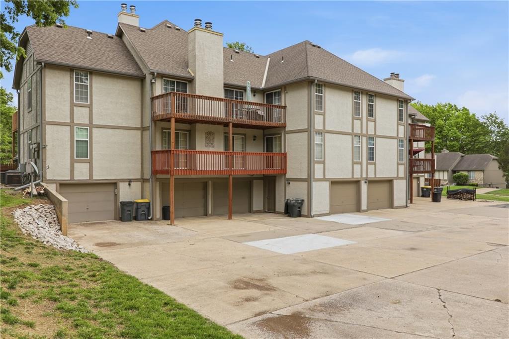 1305 NW Village Drive C