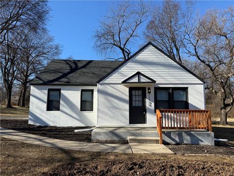 11306 Grandview Road, Kansas City, MO 64137 - MLS#: 2596124