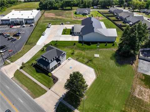 15803 E US 24 Highway Independence MO 64050