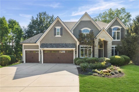 Photo of 14724 Wedd Street, Overland Park, KS 66221 (MLS # 2640111)