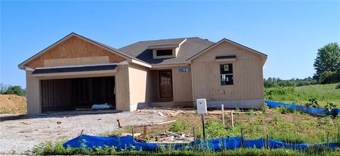 701 SE 21st Street, Oak Grove, MO 64075 - MLS#: 2576803