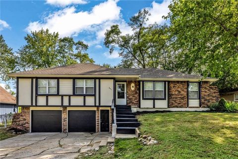 841 NW 69th Place, Kansas City, MO 64118 - MLS#: 2582456