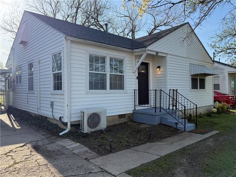 MLS: 2526738