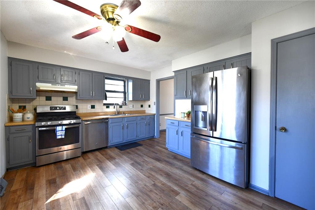 8211 W 57th Street