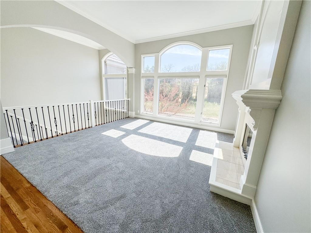 613 NE Persimmons Circle