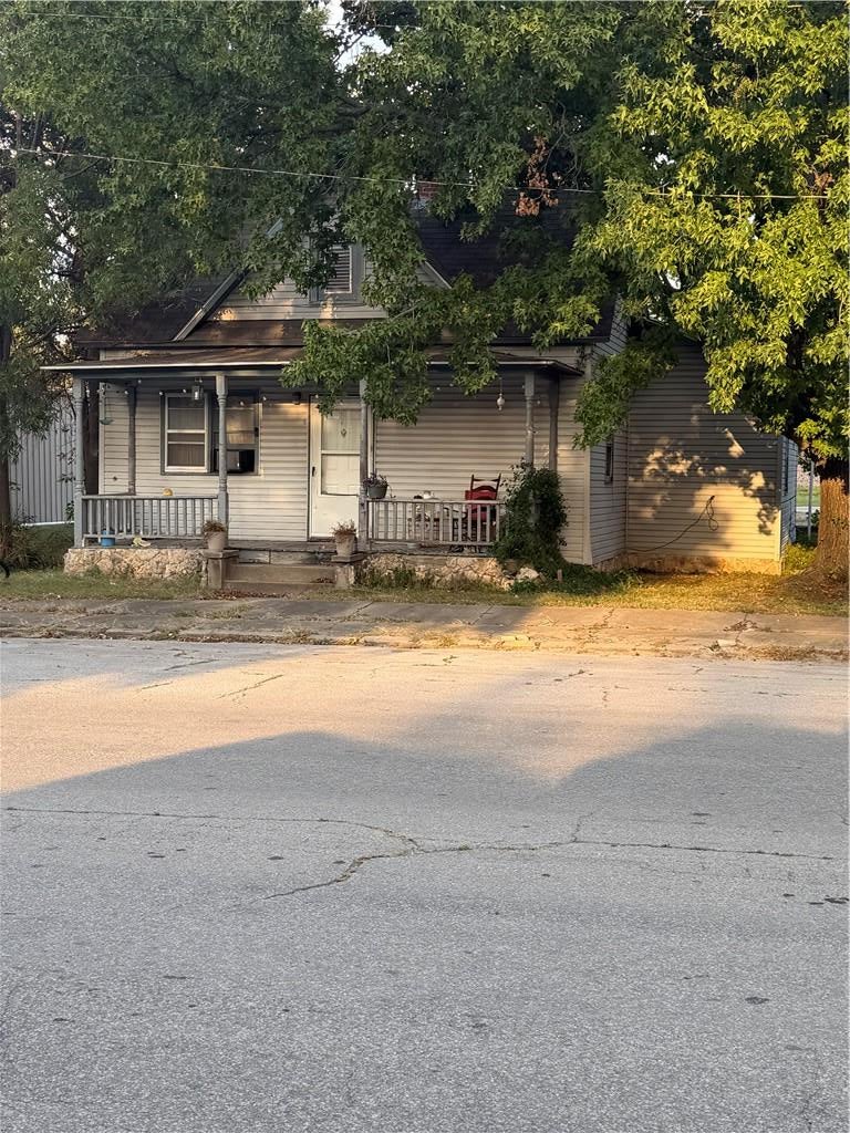 758 Main Street