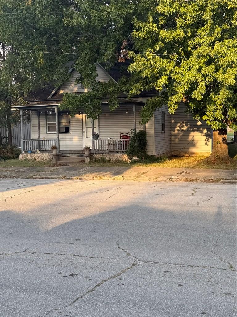 758 Main Street