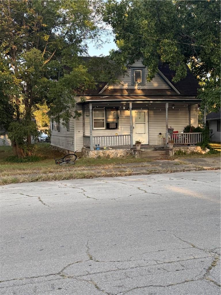 758 Main Street
