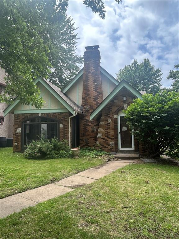 231 E 72nd Terrace