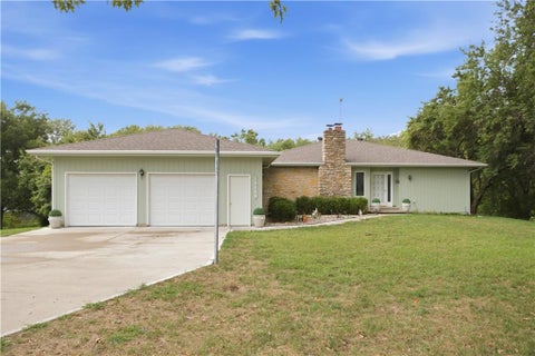 Photo of 28140 Hospital Drive, Paola, KS 66071 (MLS # 2647341)