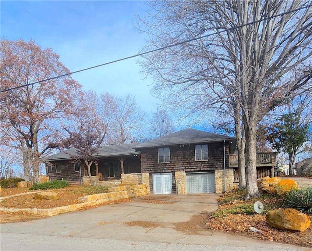 Photo of 717 S 53rd Street, Kansas City, KS 66106 (MLS # 2592258)