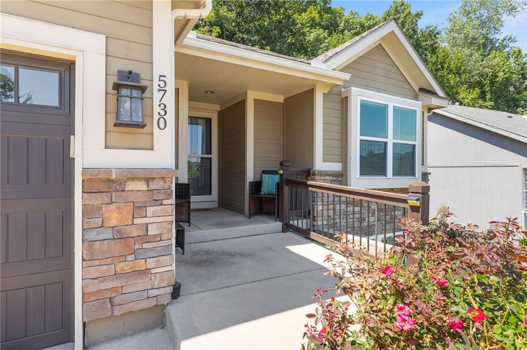 5730 NW Michael's Cove